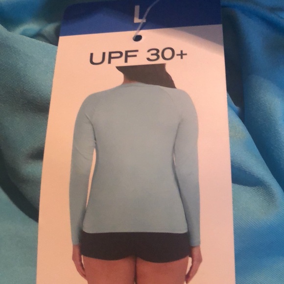 NAUTICA SWIM RASH GUARD TOP - Picture 9 of 10